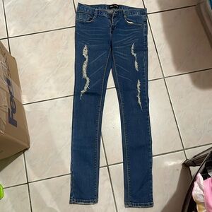 Denim Arts Medium Rise Skinny jeans